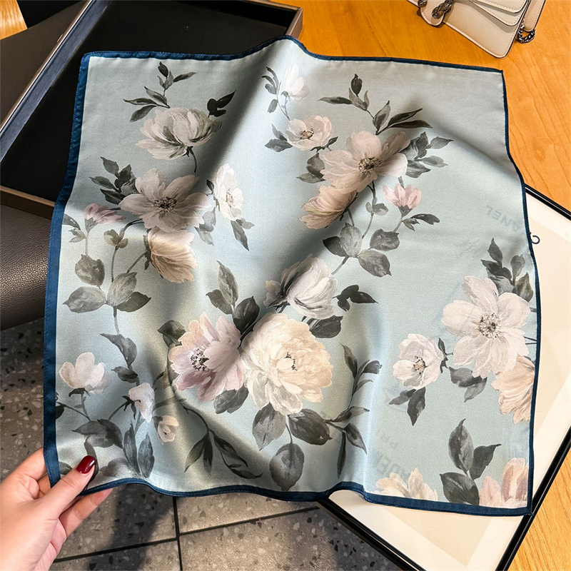 100% ipek eşarp Bandana Kadın  - Scarf Silk Square incelemesi ve fiyatı